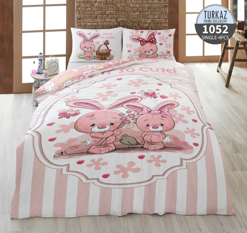 روتختی تک‌نفره ترکاز مدل 1052 – طرح رویه لحاف با خرگوش‌های صورتی و قلبی
